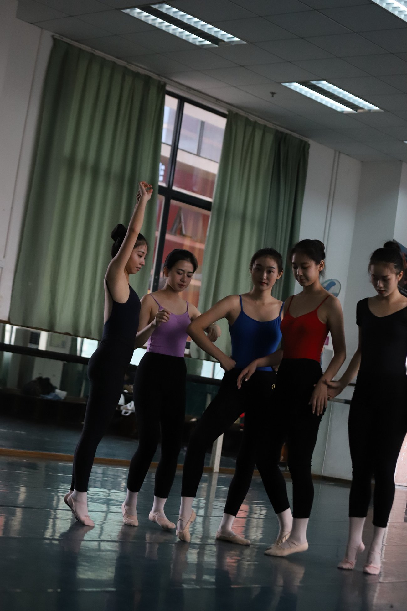 图片[57]-大西瓜爱牙膏-早期作品-W004 多色舞蹈服 006 [64P] – 速更版-美库