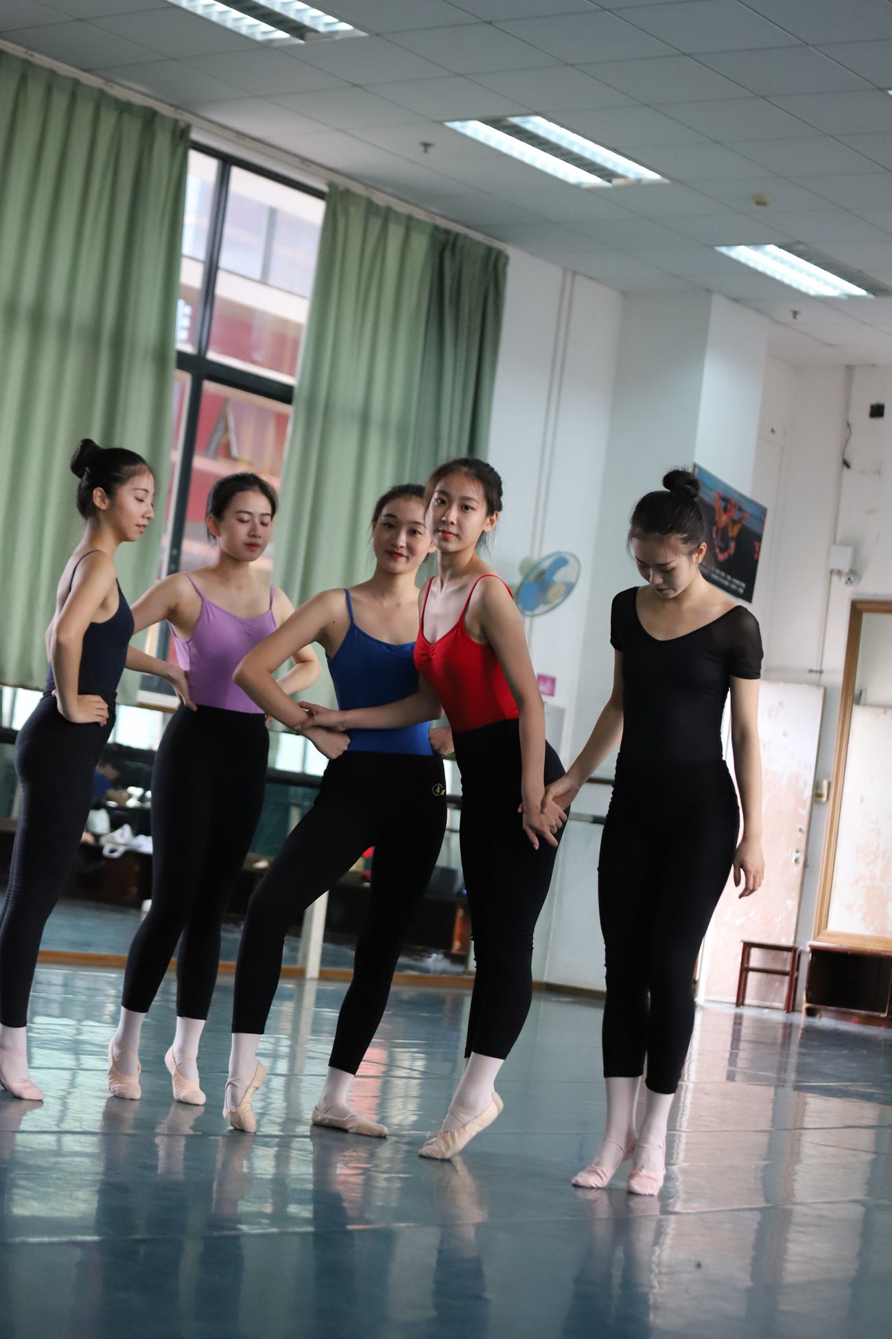 图片[58]-大西瓜爱牙膏-早期作品-W004 多色舞蹈服 006 [64P] – 速更版-美库