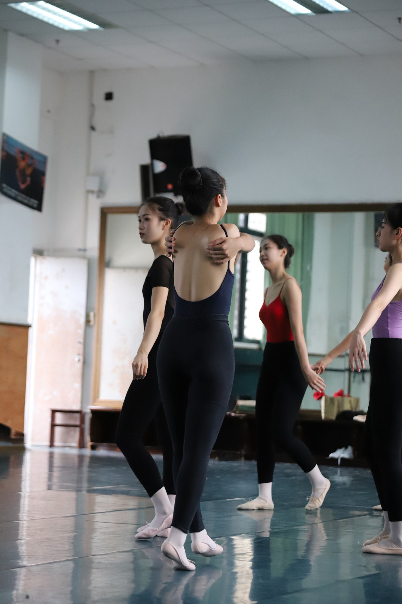 图片[81]-大西瓜爱牙膏-早期作品-W004 多色舞蹈服 005 [94P] – 速更版-美库