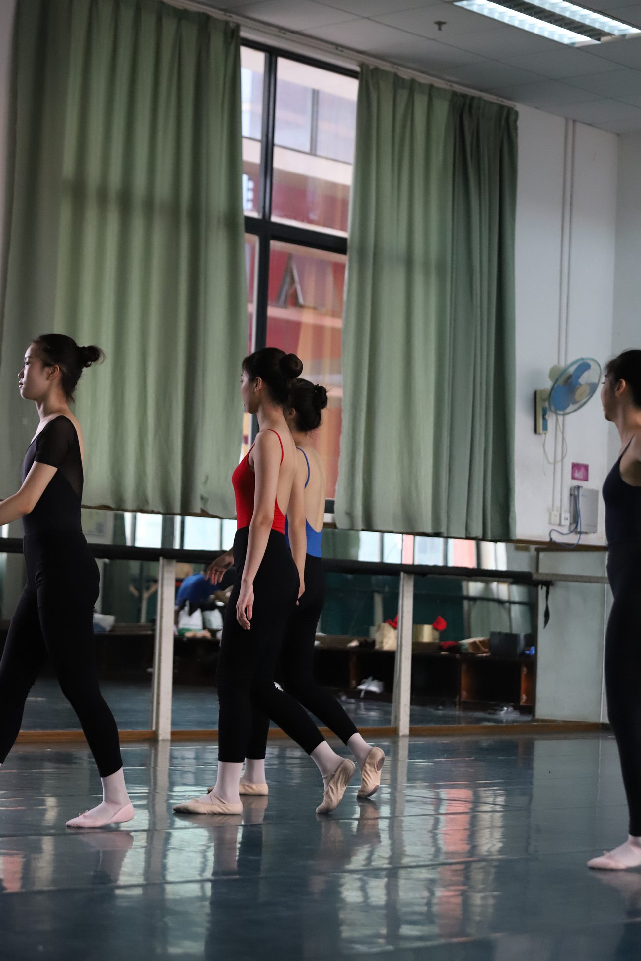 图片[87]-大西瓜爱牙膏-早期作品-W004 多色舞蹈服 005 [94P] – 速更版-美库