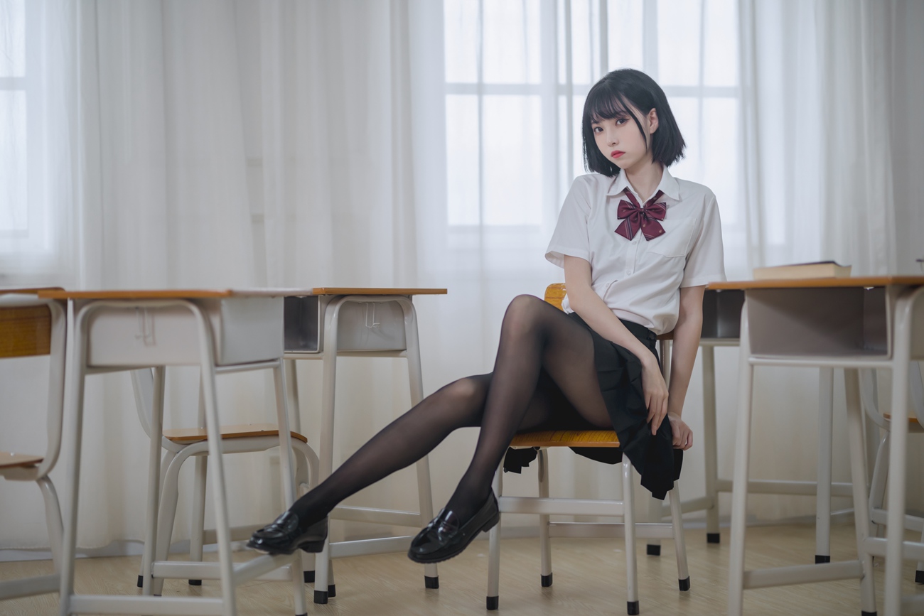 图片[30]-许岚 – 教室jk黑丝[40P] – 速更版-美库