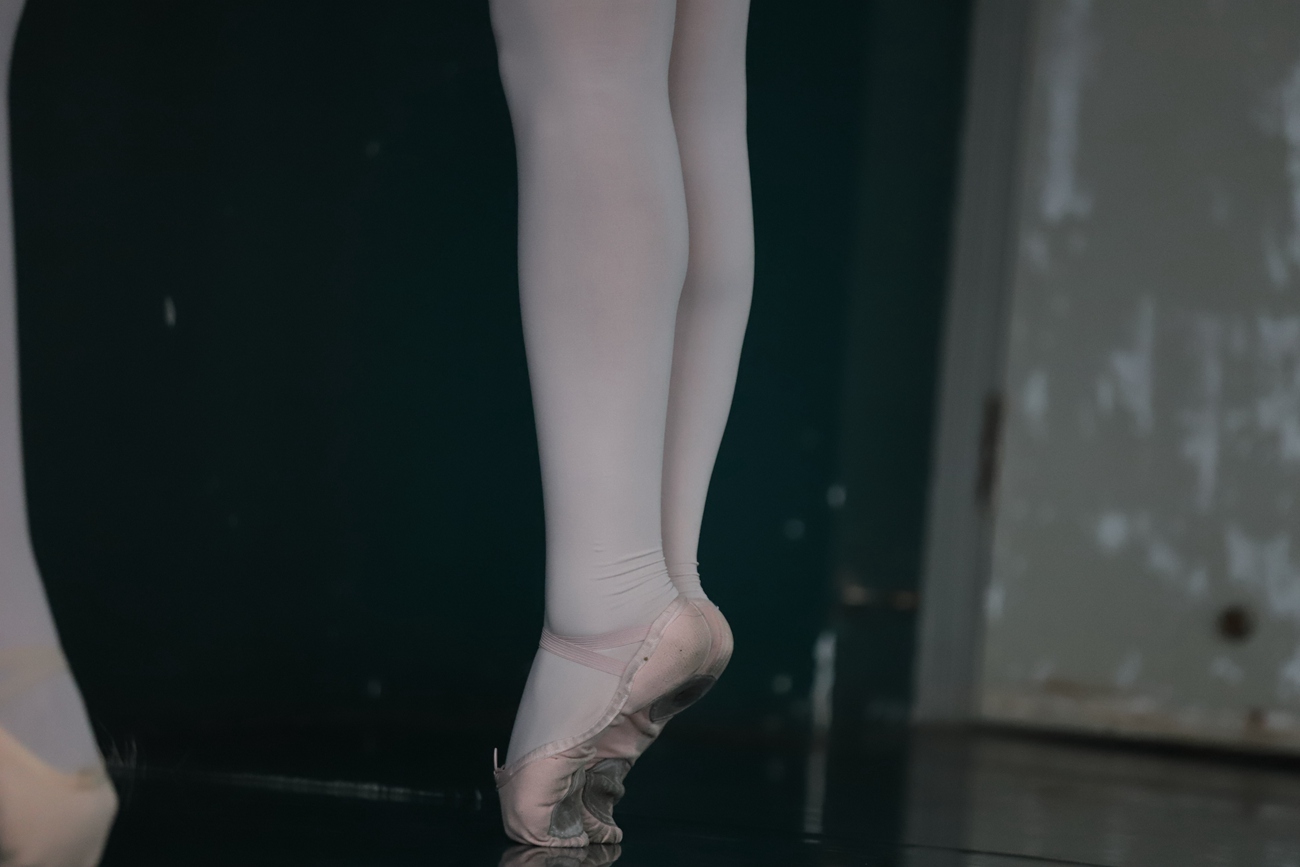 图片[28]-大西瓜爱牙膏-早期作品-W005 红色舞蹈服 003 [171P] – 速更版-美库