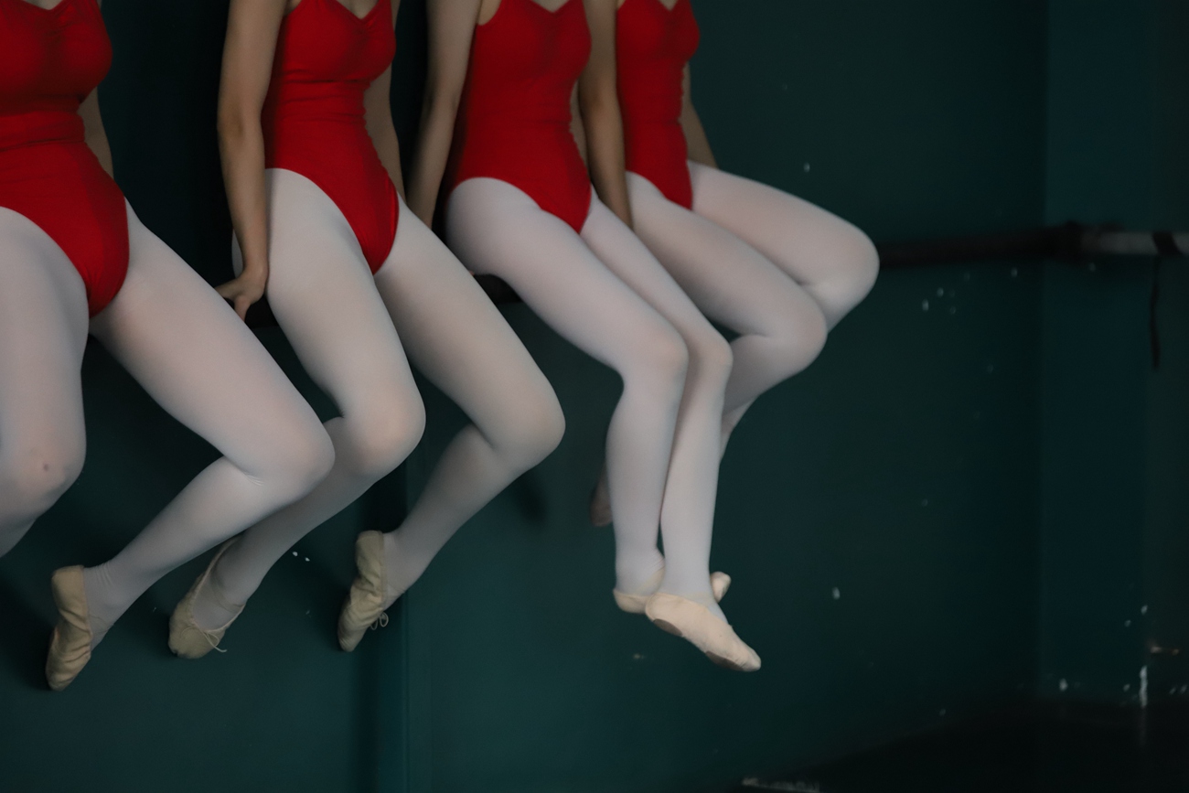 图片[156]-大西瓜爱牙膏-早期作品-W005 红色舞蹈服 002 [172P] – 速更版-美库