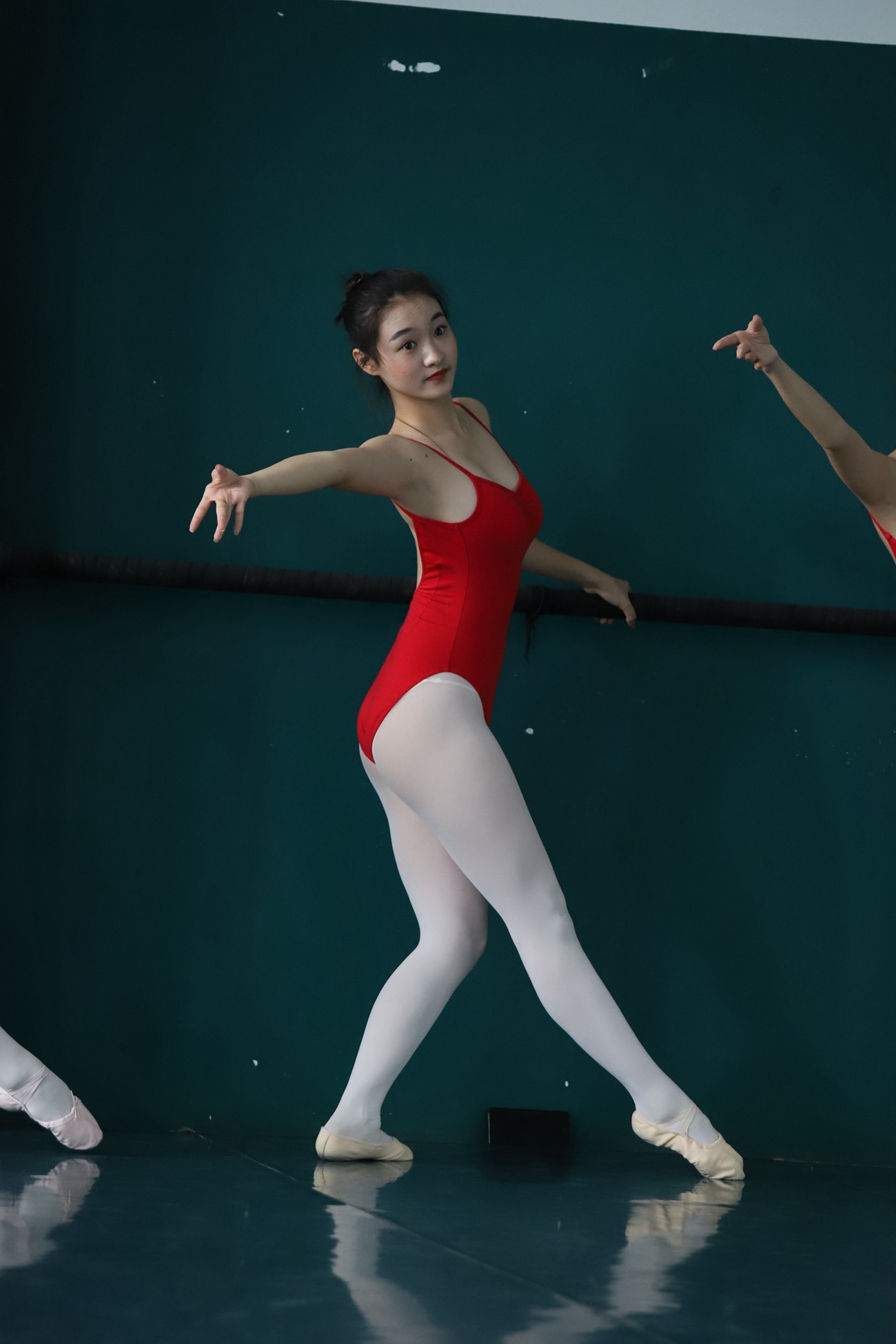 图片[161]-大西瓜爱牙膏-早期作品-W005 红色舞蹈服 004 [182P] – 速更版-美库