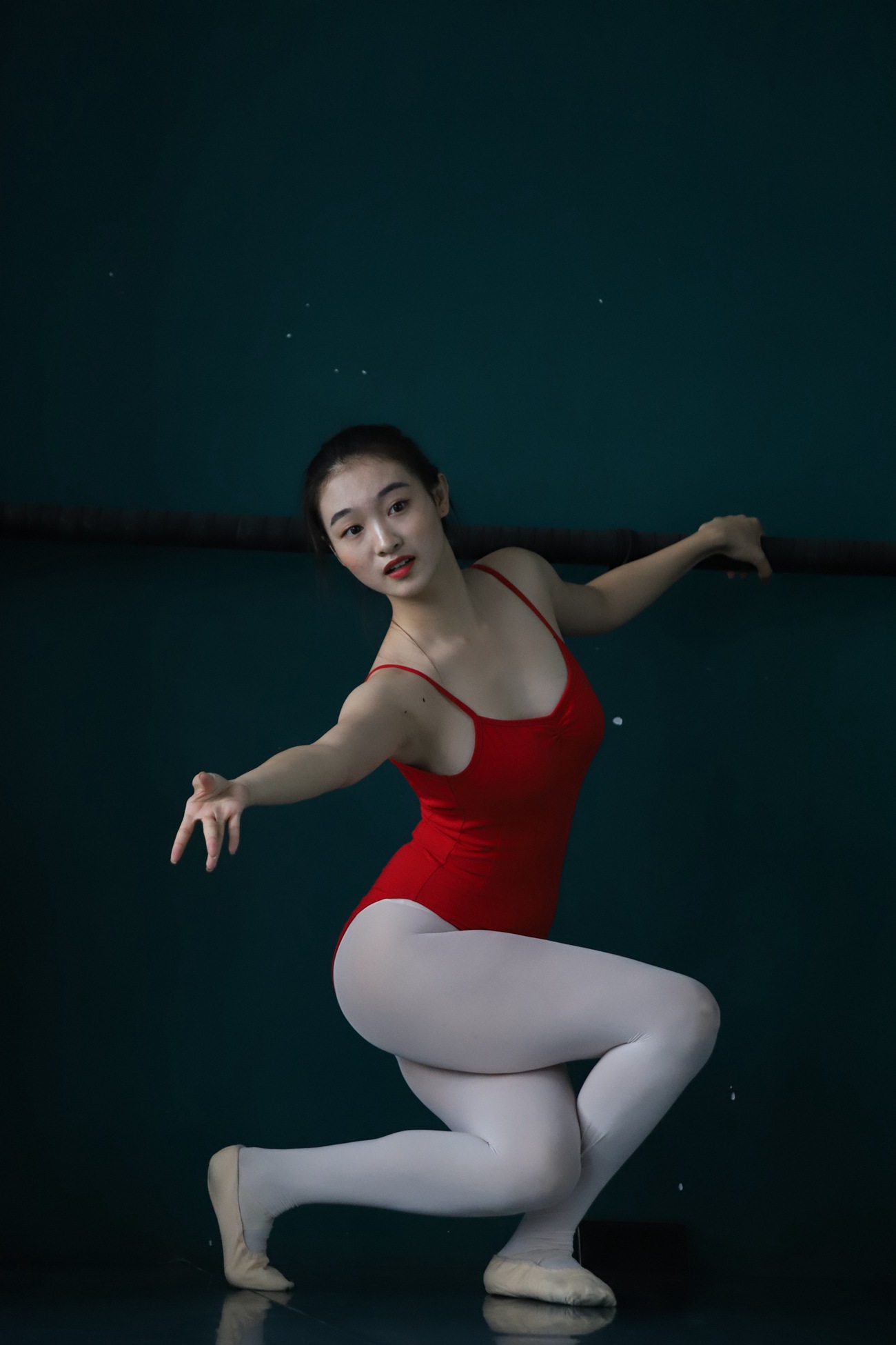 图片[169]-大西瓜爱牙膏-早期作品-W005 红色舞蹈服 004 [182P] – 速更版-美库