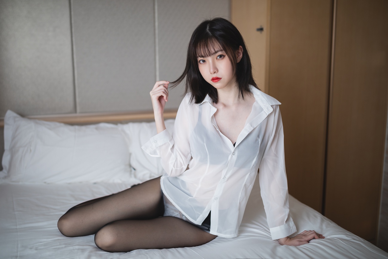 图片[37]-许岚 – OL制服[41P] – 速更版-美库