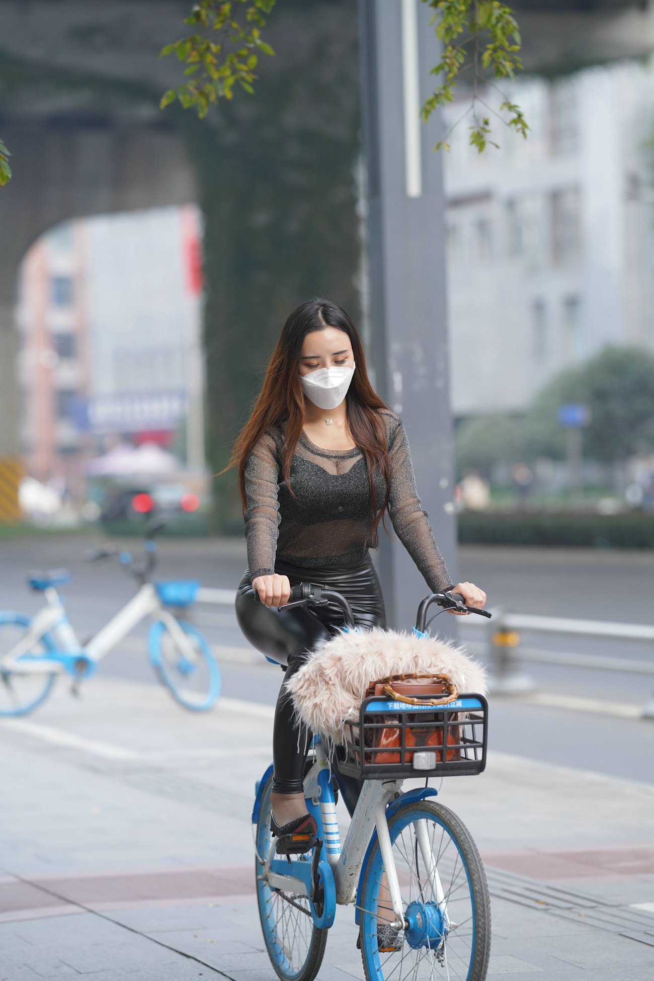 图片[77]-唯美街拍 NO.561 不必在乎我是谁 5 [93P] – 速更版-美库