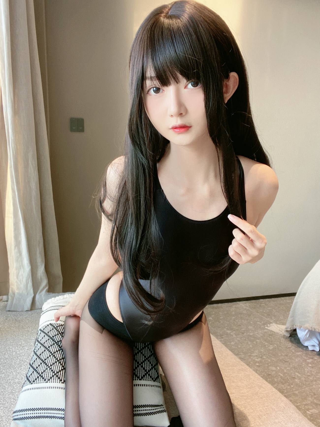 图片[11]-51酱 – 黑红泳装[72P] – 速更版-美库