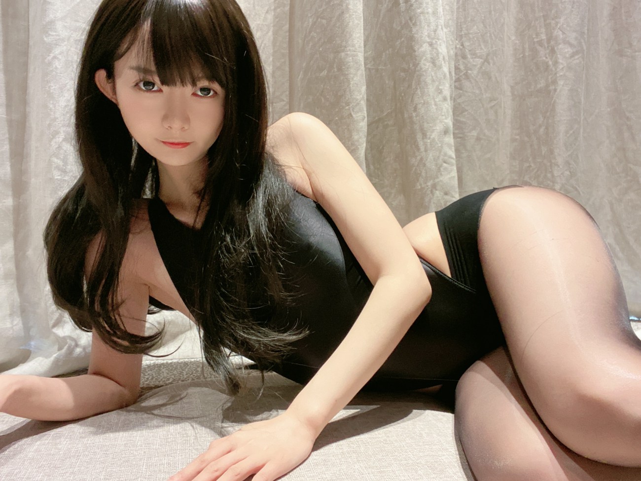 图片[43]-51酱 – 黑红泳装[72P] – 速更版-美库