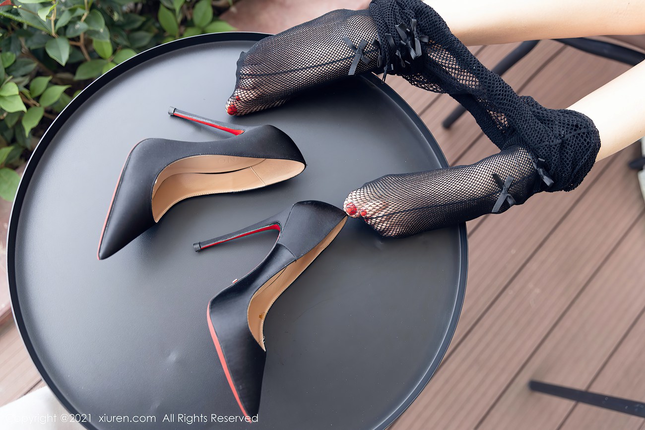 图片[38]-[Xiuren秀人网]2021.12.01 NO.4288 艾静香[44+1P] – 速更版-美库