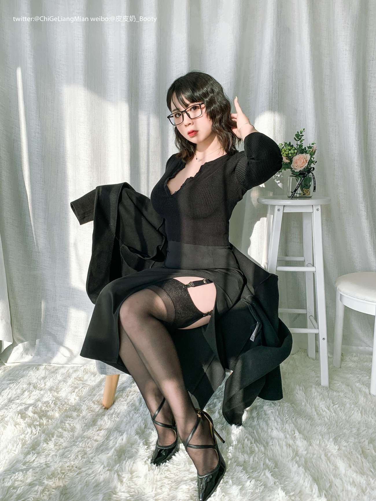 图片[15]-皮皮奶可可爱了啦 – 黑色OL[120P] – 速更版-美库