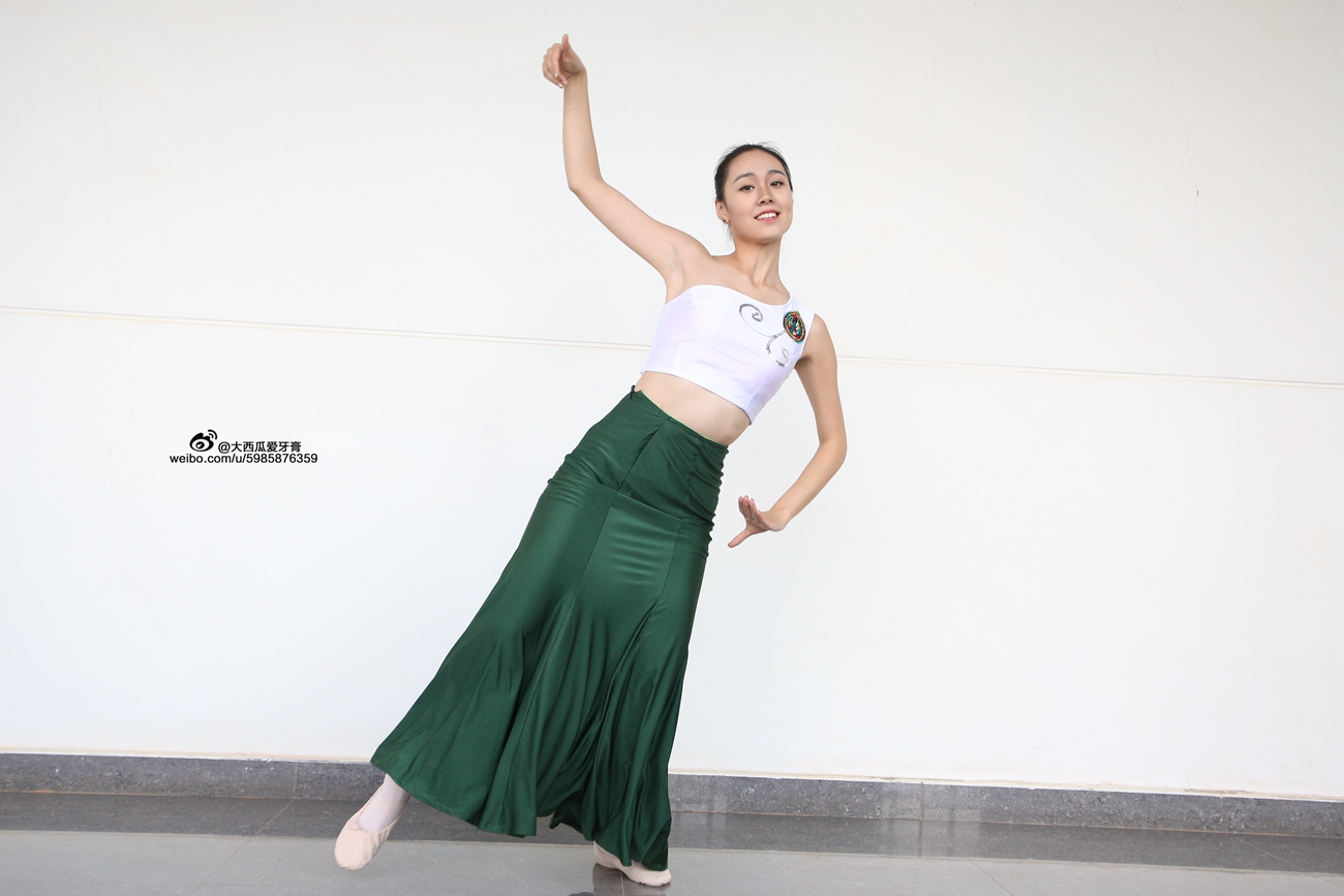 图片[12]-大西瓜爱牙膏-早期作品-W006 舞蹈家1-文君 绿裙 [233P] – 速更版-美库