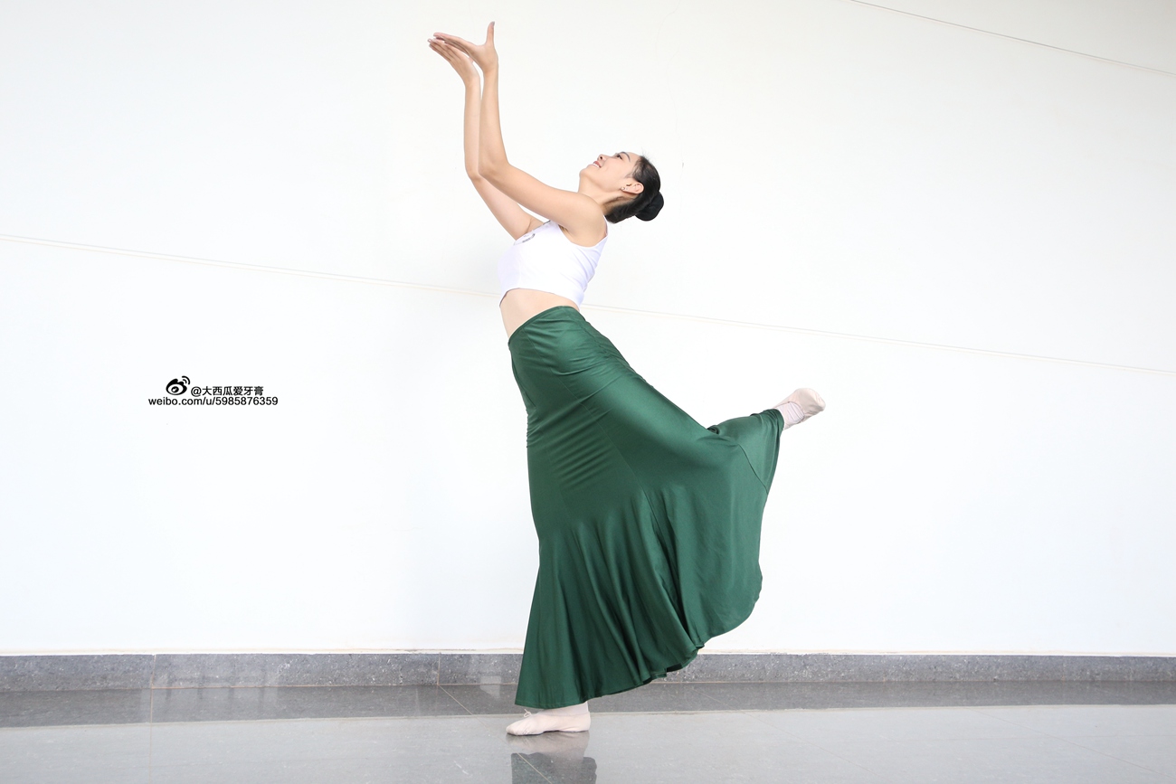 图片[23]-大西瓜爱牙膏-早期作品-W006 舞蹈家1-文君 绿裙 [233P] – 速更版-美库