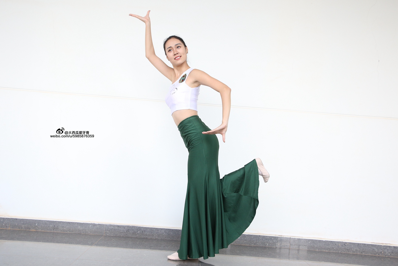 图片[30]-大西瓜爱牙膏-早期作品-W006 舞蹈家1-文君 绿裙 [233P] – 速更版-美库