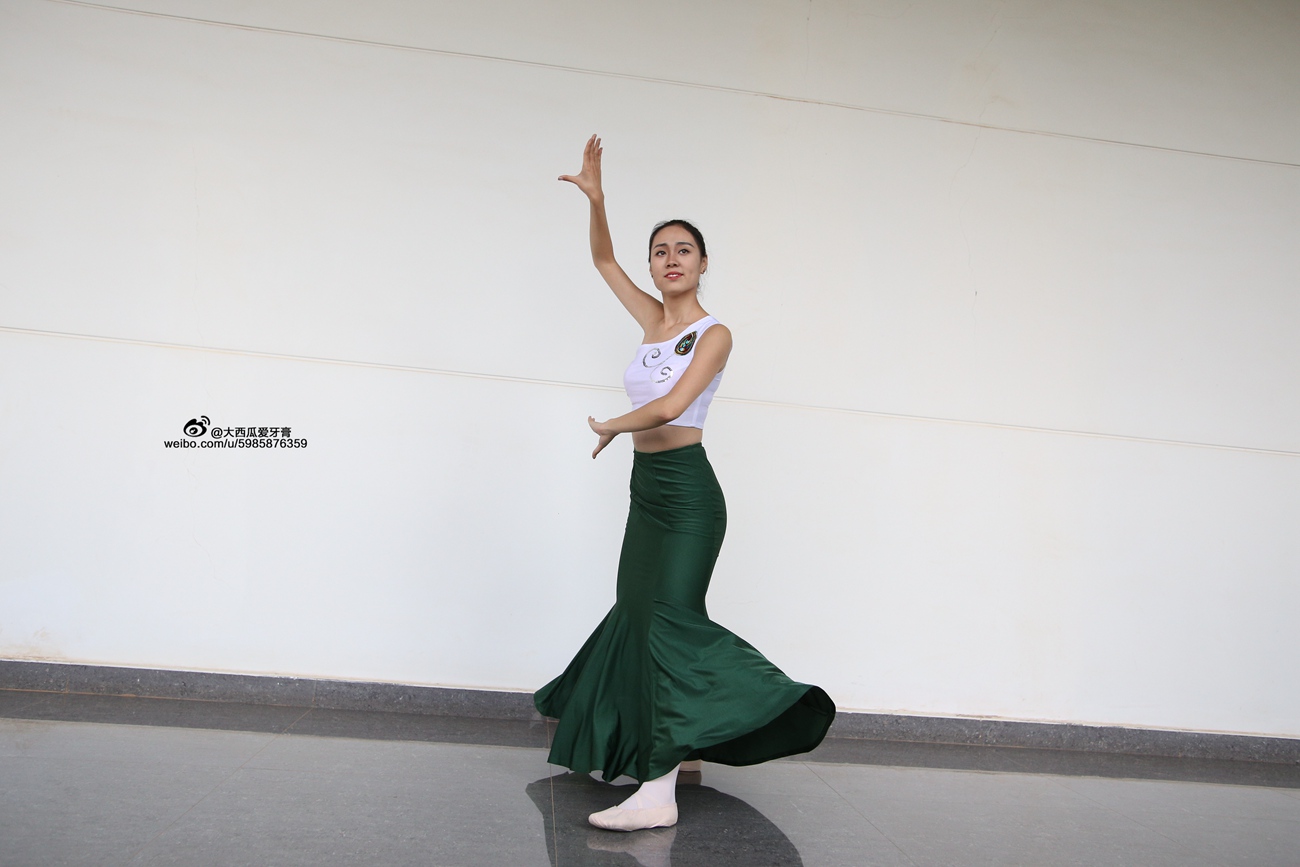 图片[38]-大西瓜爱牙膏-早期作品-W006 舞蹈家1-文君 绿裙 [233P] – 速更版-美库