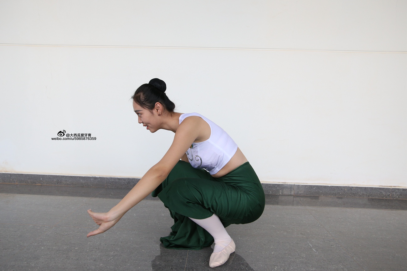 图片[46]-大西瓜爱牙膏-早期作品-W006 舞蹈家1-文君 绿裙 [233P] – 速更版-美库