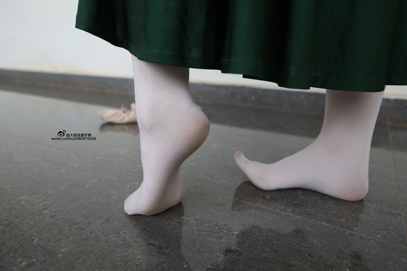 图片[67]-大西瓜爱牙膏-早期作品-W006 舞蹈家1-文君 绿裙 [233P] – 速更版-美库