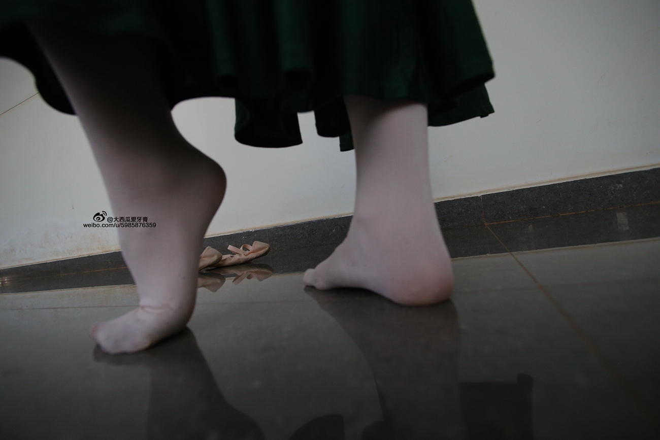 图片[78]-大西瓜爱牙膏-早期作品-W006 舞蹈家1-文君 绿裙 [233P] – 速更版-美库