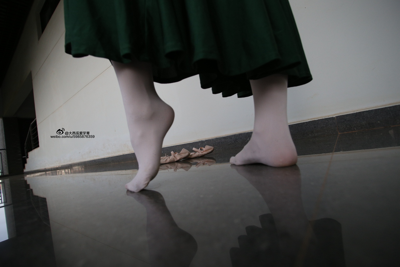 图片[83]-大西瓜爱牙膏-早期作品-W006 舞蹈家1-文君 绿裙 [233P] – 速更版-美库