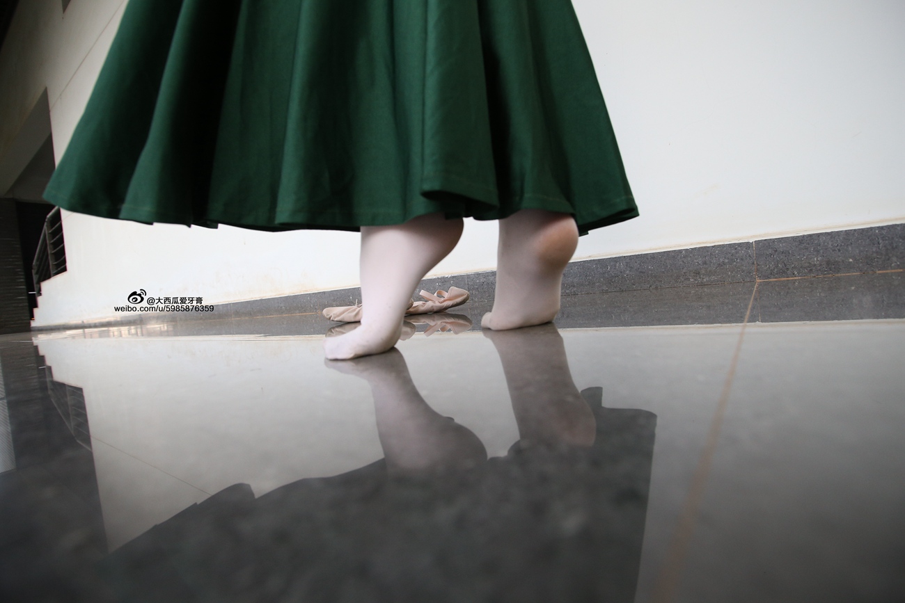 图片[95]-大西瓜爱牙膏-早期作品-W006 舞蹈家1-文君 绿裙 [233P] – 速更版-美库