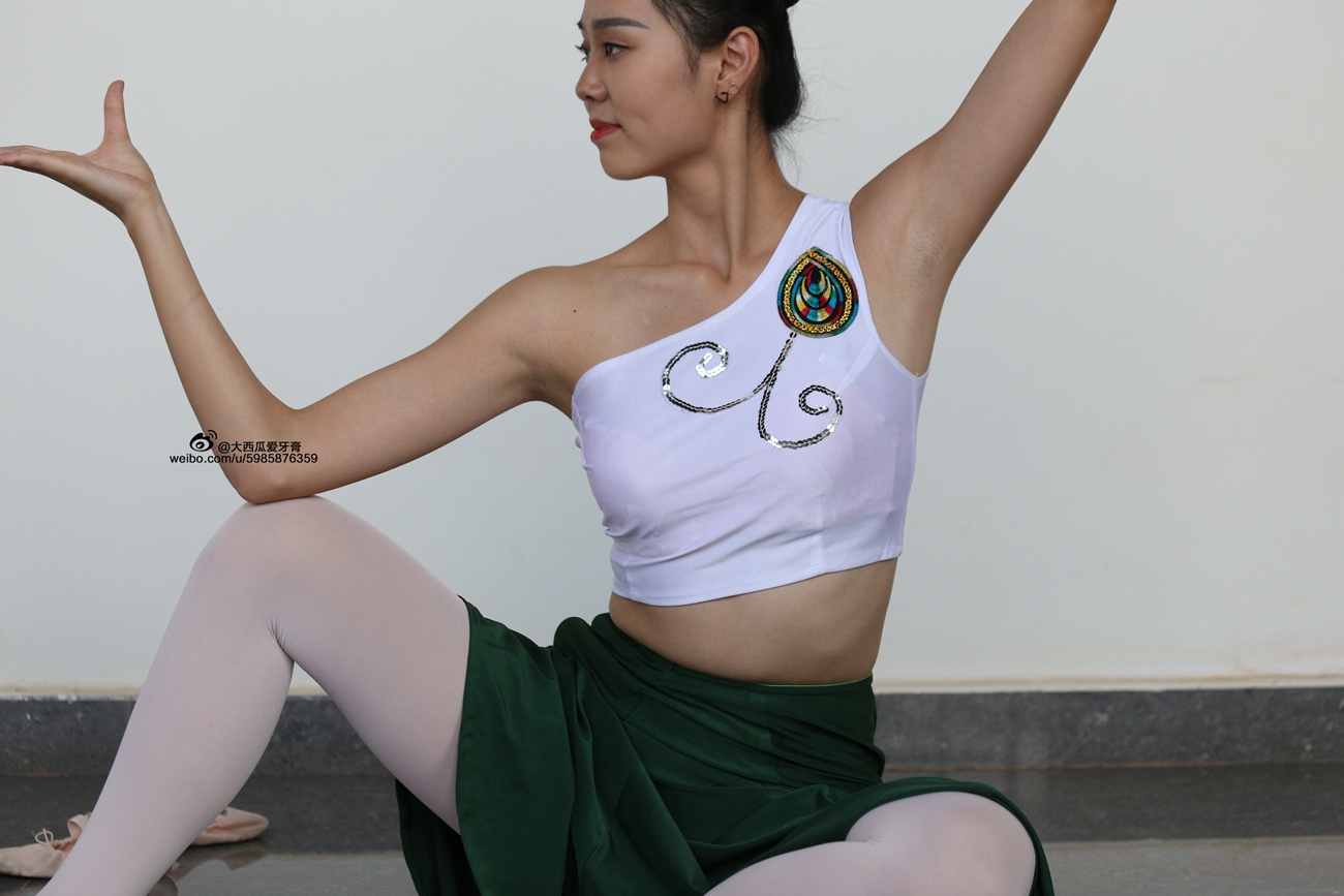 图片[129]-大西瓜爱牙膏-早期作品-W006 舞蹈家1-文君 绿裙 [233P] – 速更版-美库