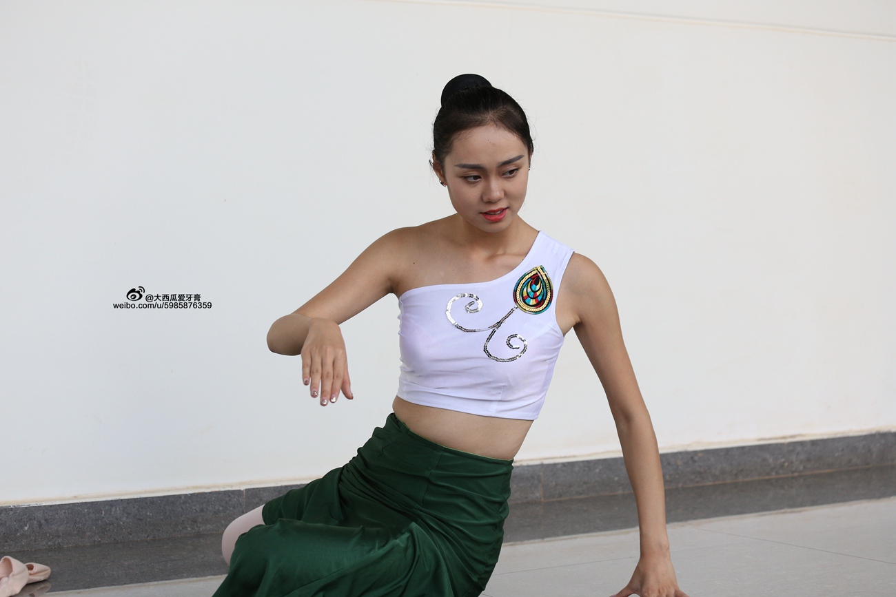 图片[146]-大西瓜爱牙膏-早期作品-W006 舞蹈家1-文君 绿裙 [233P] – 速更版-美库