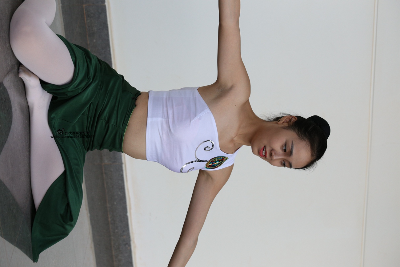 图片[151]-大西瓜爱牙膏-早期作品-W006 舞蹈家1-文君 绿裙 [233P] – 速更版-美库