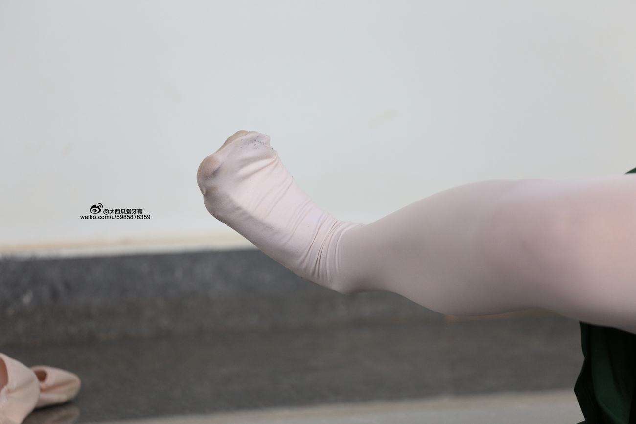 图片[156]-大西瓜爱牙膏-早期作品-W006 舞蹈家1-文君 绿裙 [233P] – 速更版-美库