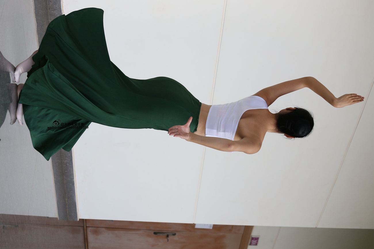 图片[188]-大西瓜爱牙膏-早期作品-W006 舞蹈家1-文君 绿裙 [233P] – 速更版-美库