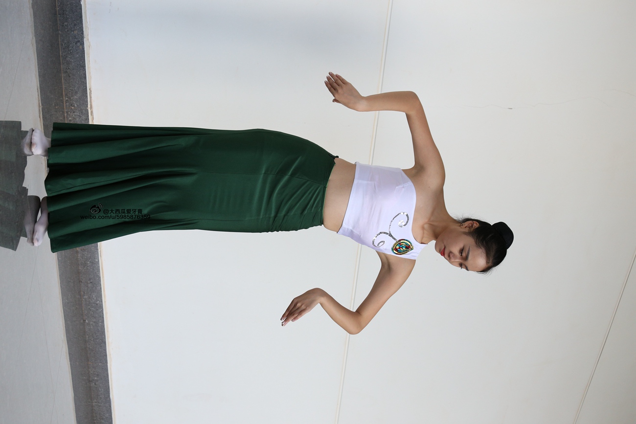 图片[190]-大西瓜爱牙膏-早期作品-W006 舞蹈家1-文君 绿裙 [233P] – 速更版-美库