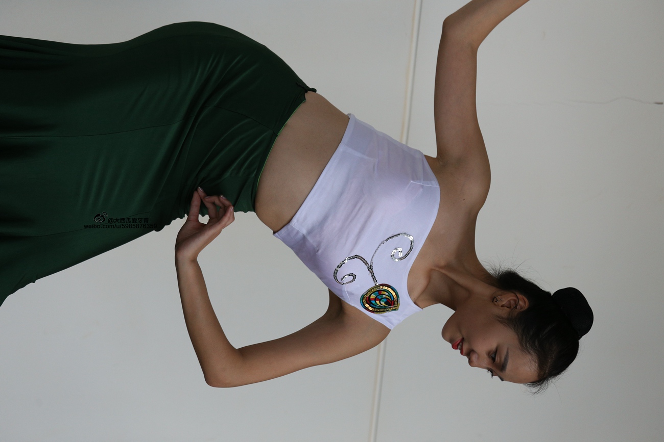 图片[195]-大西瓜爱牙膏-早期作品-W006 舞蹈家1-文君 绿裙 [233P] – 速更版-美库