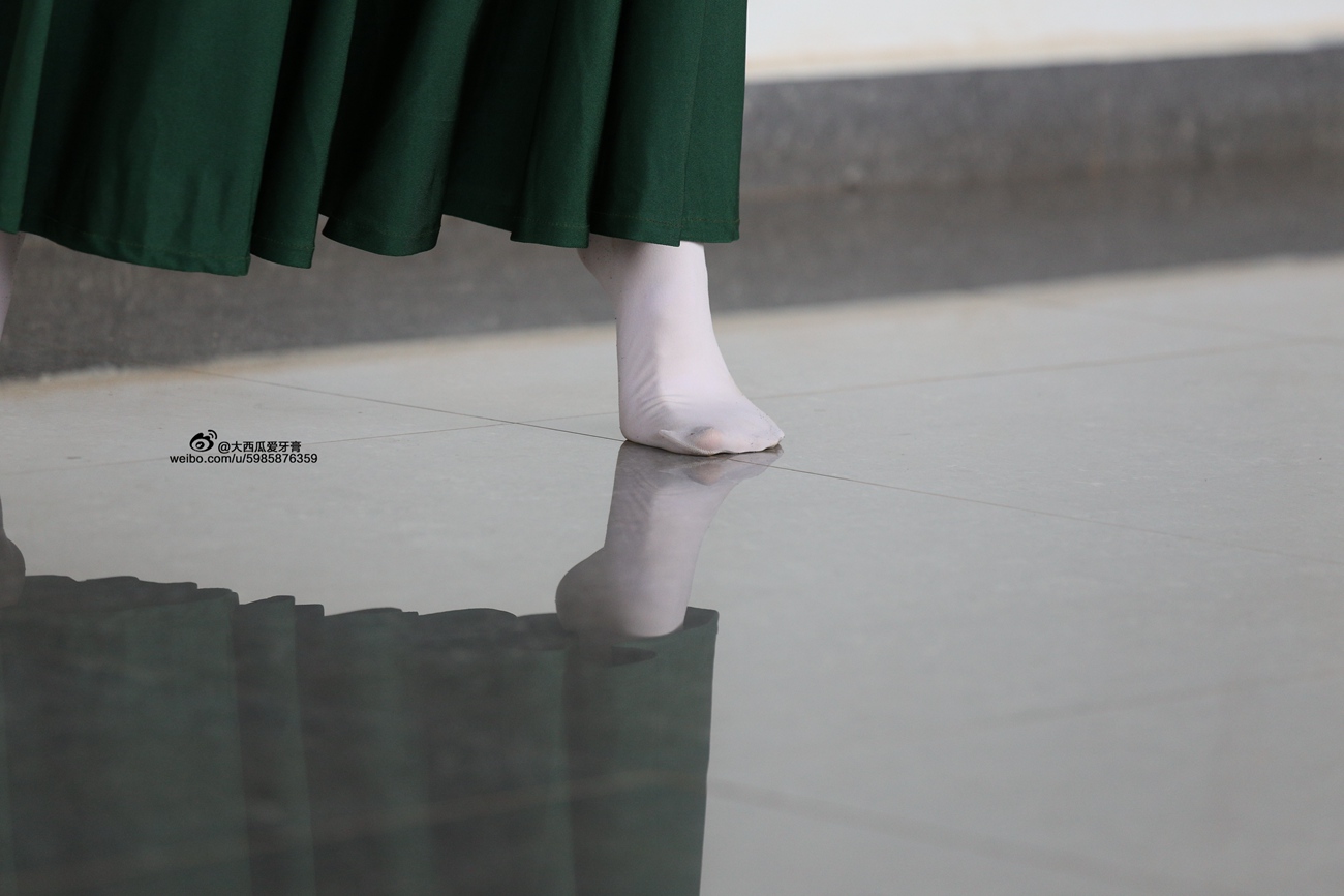 图片[200]-大西瓜爱牙膏-早期作品-W006 舞蹈家1-文君 绿裙 [233P] – 速更版-美库