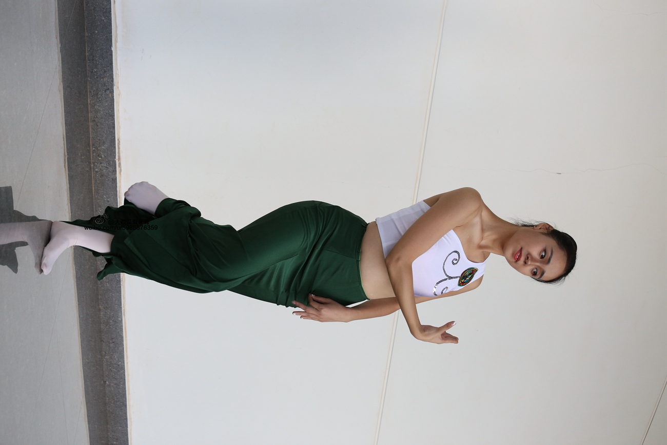 图片[217]-大西瓜爱牙膏-早期作品-W006 舞蹈家1-文君 绿裙 [233P] – 速更版-美库