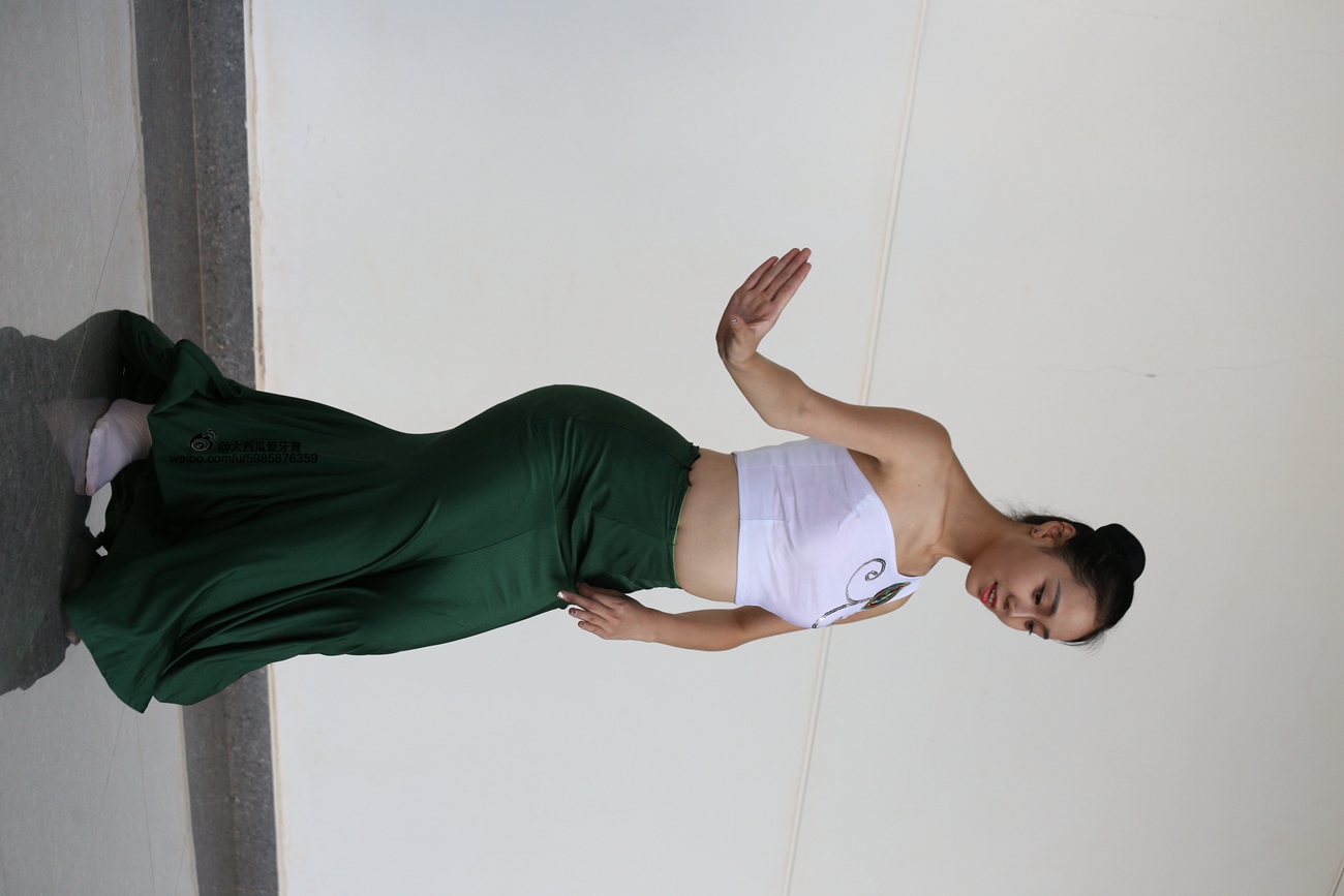 图片[219]-大西瓜爱牙膏-早期作品-W006 舞蹈家1-文君 绿裙 [233P] – 速更版-美库