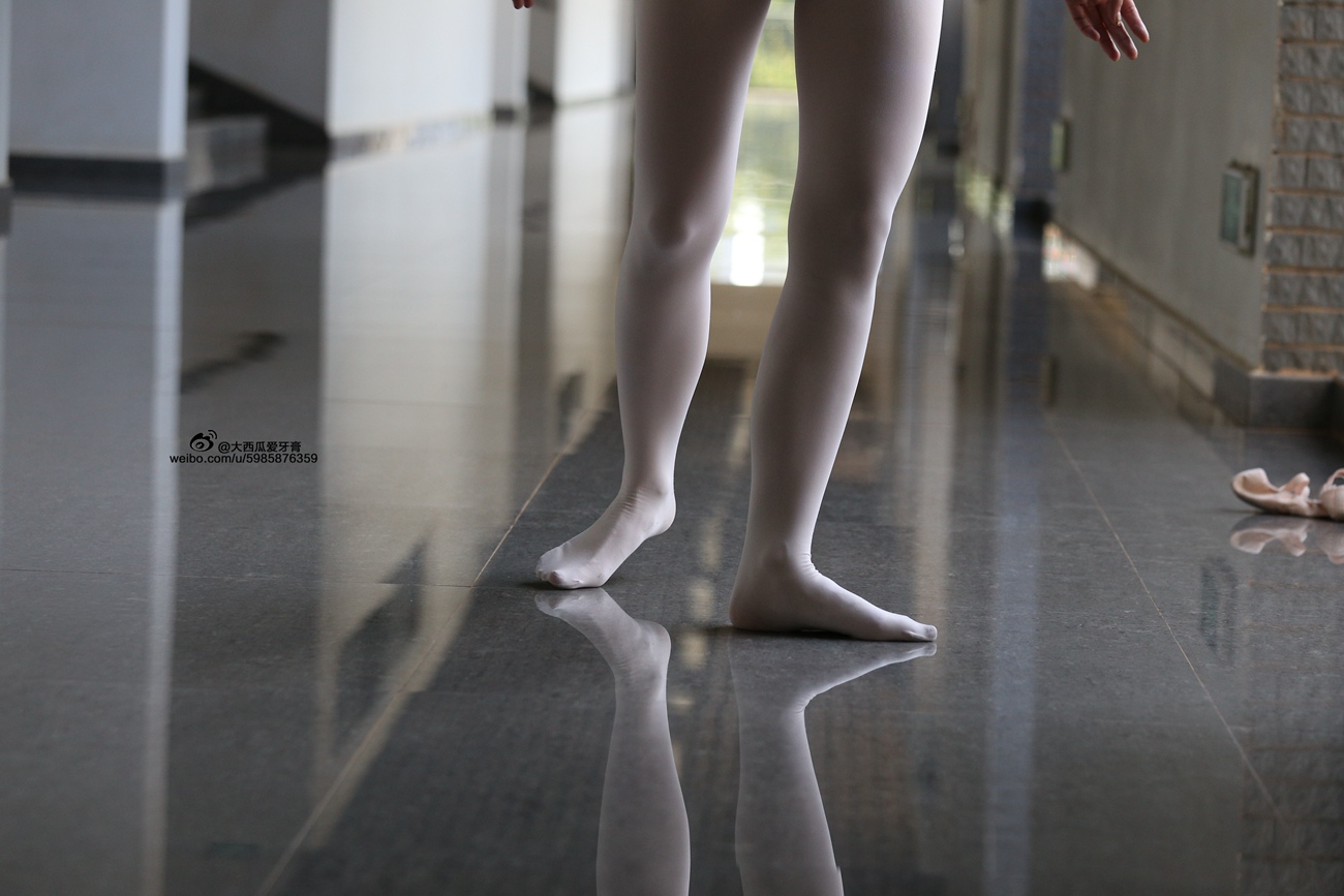 图片[215]-大西瓜爱牙膏-早期作品-W007 舞蹈家1-文君2 [377] – 速更版-美库