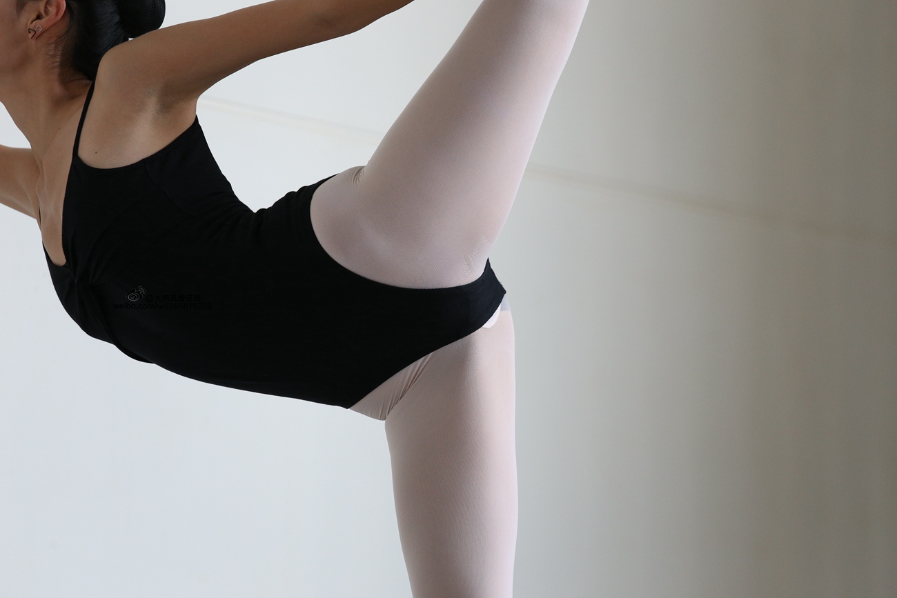 图片[245]-大西瓜爱牙膏-早期作品-W007 舞蹈家1-文君2 [377] – 速更版-美库