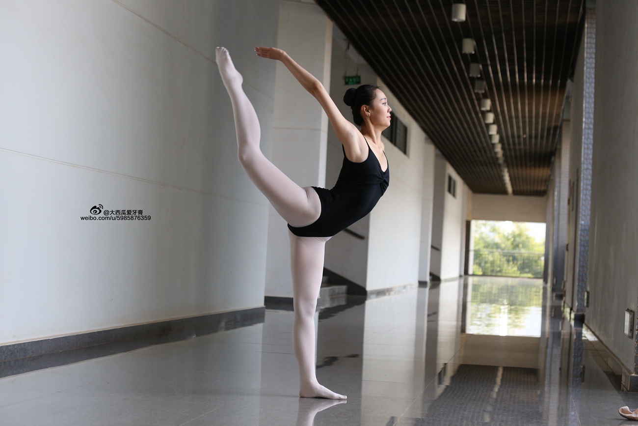 图片[269]-大西瓜爱牙膏-早期作品-W007 舞蹈家1-文君2 [377] – 速更版-美库