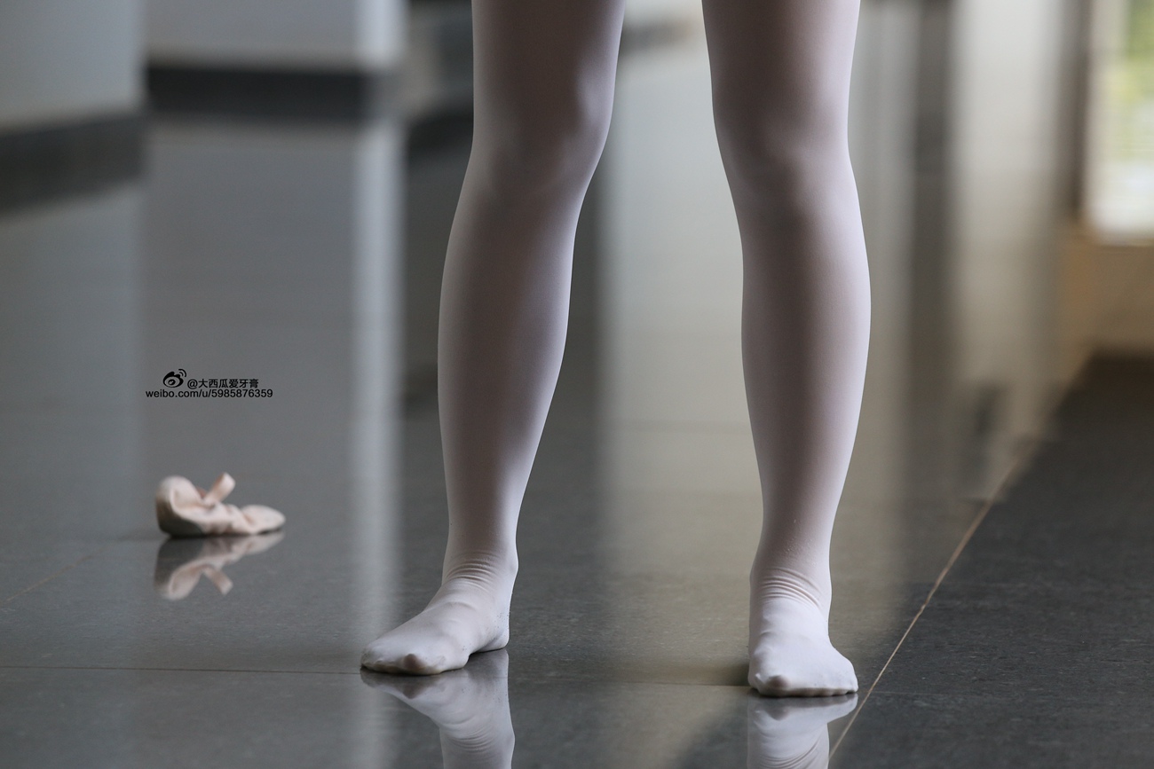 图片[376]-大西瓜爱牙膏-早期作品-W007 舞蹈家1-文君2 [377] – 速更版-美库