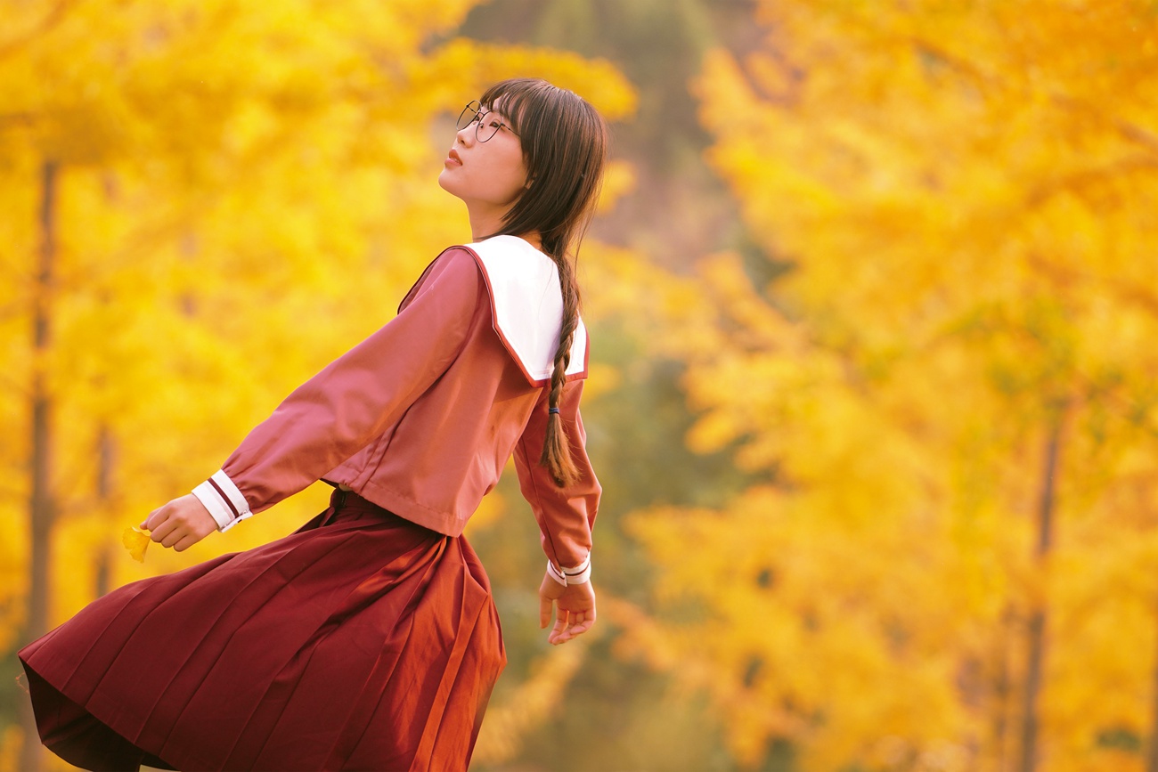 图片[16]-[YITUYU艺图语] 2021.02.20 和你一起的秋天 尸菌菌qwq [35P] – 速更版-美库