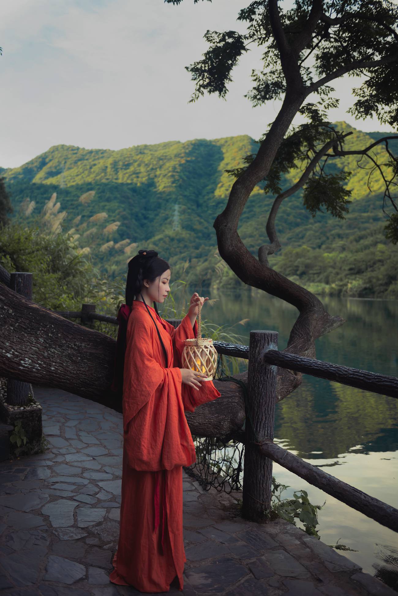 图片[18]-[YITUYU艺图语] 2021.03.01 人间忽晚山河已秋 秦笙 [29P] – 速更版-美库