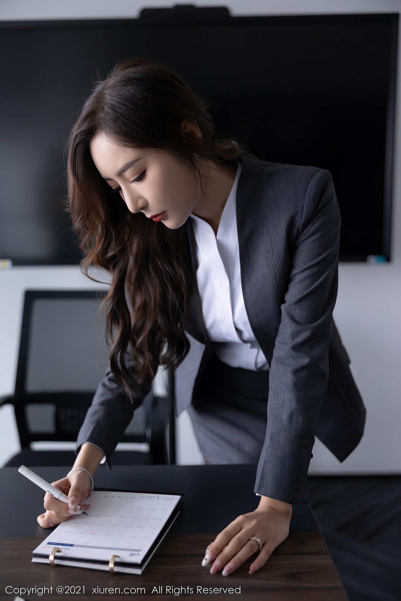 图片[34]-[Xiuren秀人网]2021.12.06 NO.4304 王馨瑶yanni[101+1P] – 速更版-美库