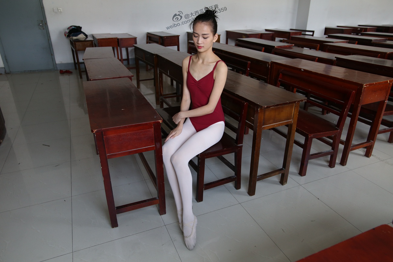 图片[21]-大西瓜爱牙膏-早期作品-W009 舞蹈家2-身材极好1 [364P] – 速更版-美库