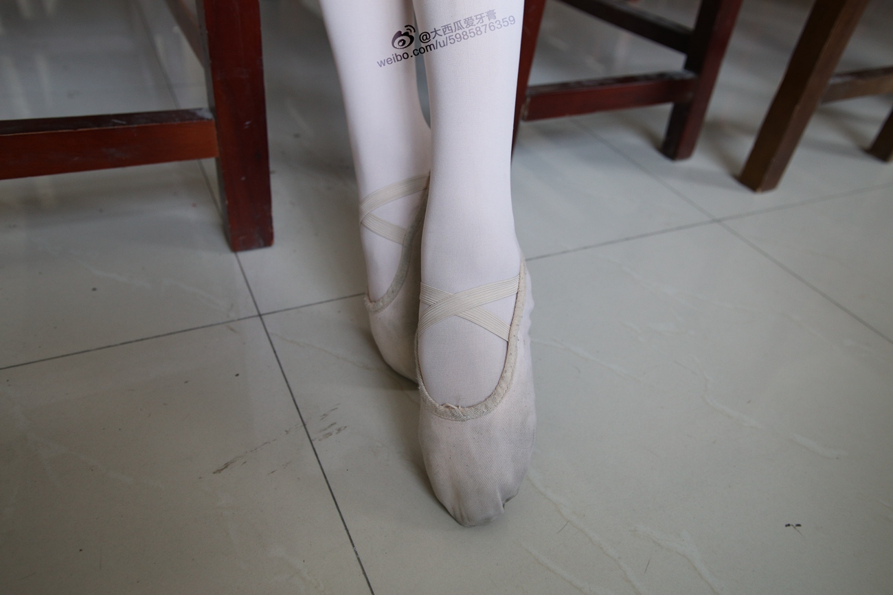 图片[24]-大西瓜爱牙膏-早期作品-W009 舞蹈家2-身材极好1 [364P] – 速更版-美库