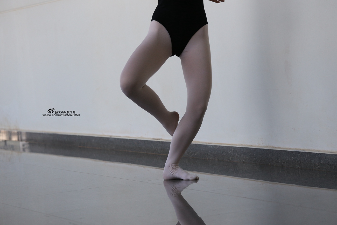 图片[59]-大西瓜爱牙膏-早期作品-W008 舞蹈家1-文君3 [353P] – 速更版-美库