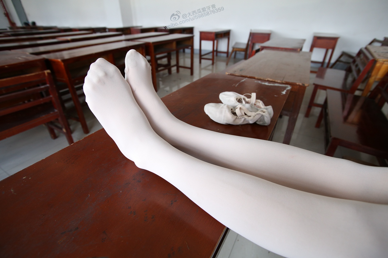 图片[57]-大西瓜爱牙膏-早期作品-W009 舞蹈家2-身材极好1 [364P] – 速更版-美库