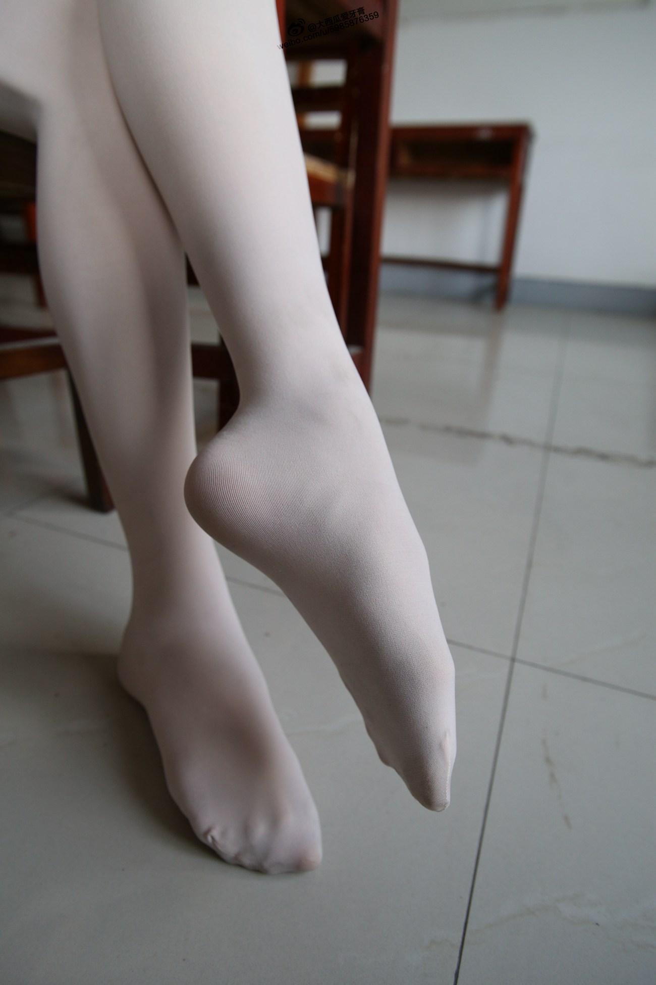 图片[102]-大西瓜爱牙膏-早期作品-W009 舞蹈家2-身材极好1 [364P] – 速更版-美库