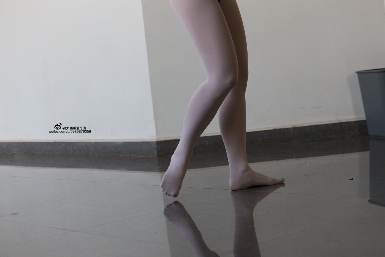 图片[131]-大西瓜爱牙膏-早期作品-W008 舞蹈家1-文君3 [353P] – 速更版-美库