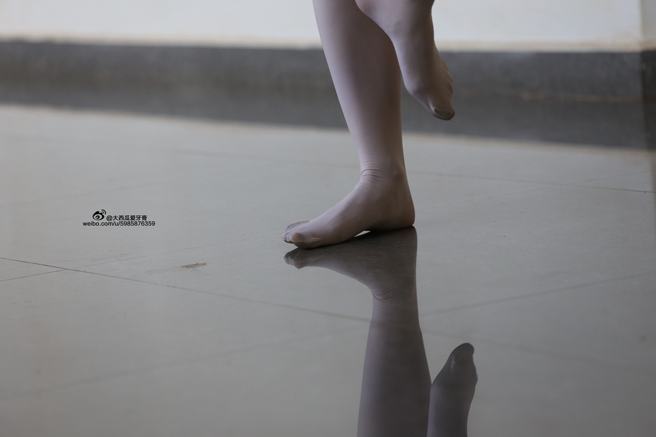 图片[137]-大西瓜爱牙膏-早期作品-W008 舞蹈家1-文君3 [353P] – 速更版-美库