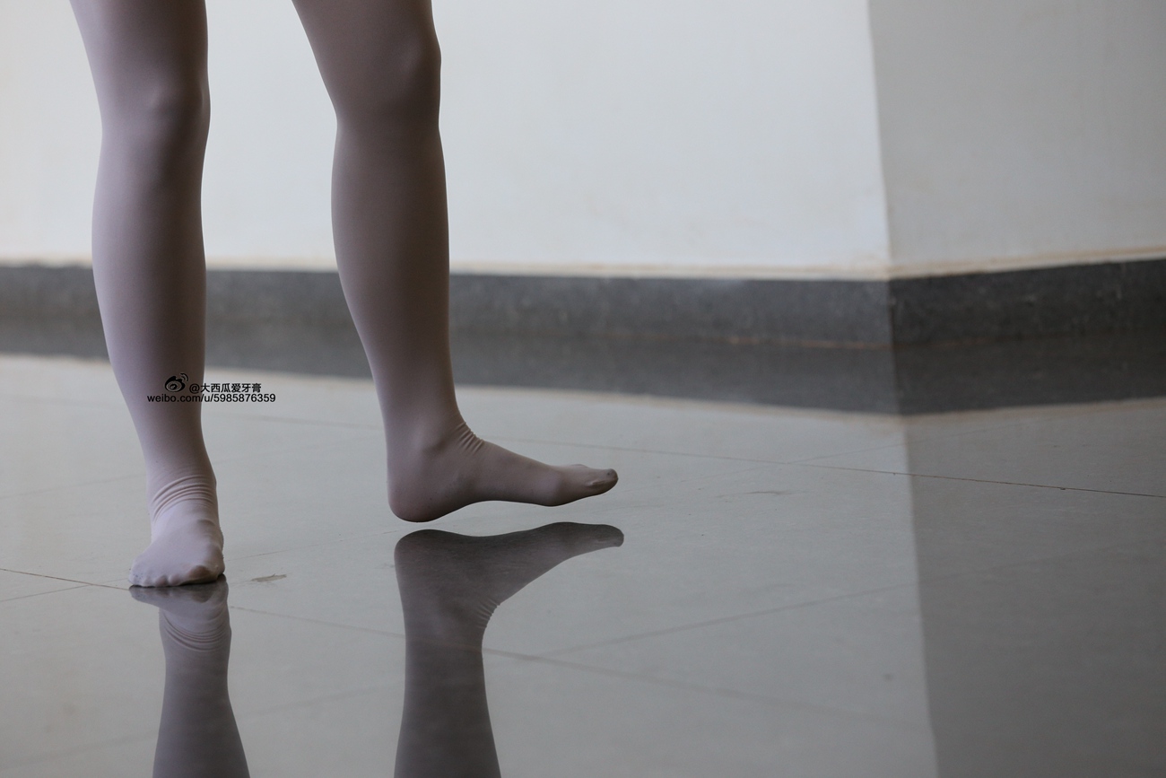 图片[141]-大西瓜爱牙膏-早期作品-W008 舞蹈家1-文君3 [353P] – 速更版-美库