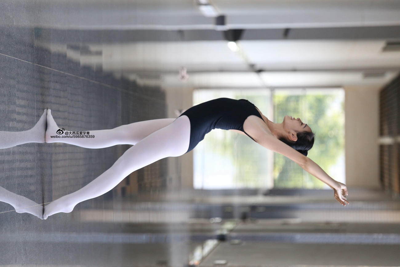 图片[222]-大西瓜爱牙膏-早期作品-W008 舞蹈家1-文君3 [353P] – 速更版-美库